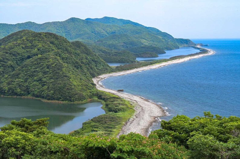 大自然の神秘あふれる眺めの浜 鹿児島県・甑島